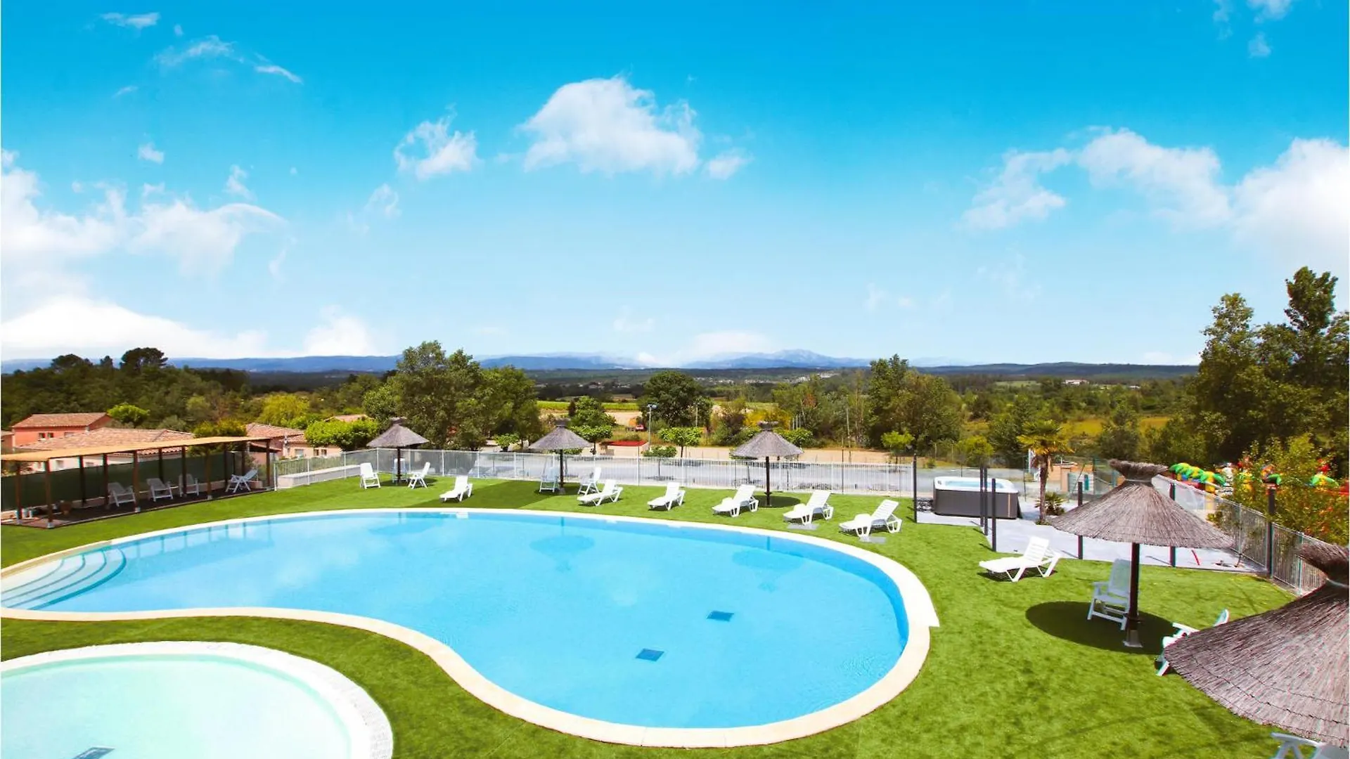 Beautiful Home In Grospierres With Wifi 0*,
