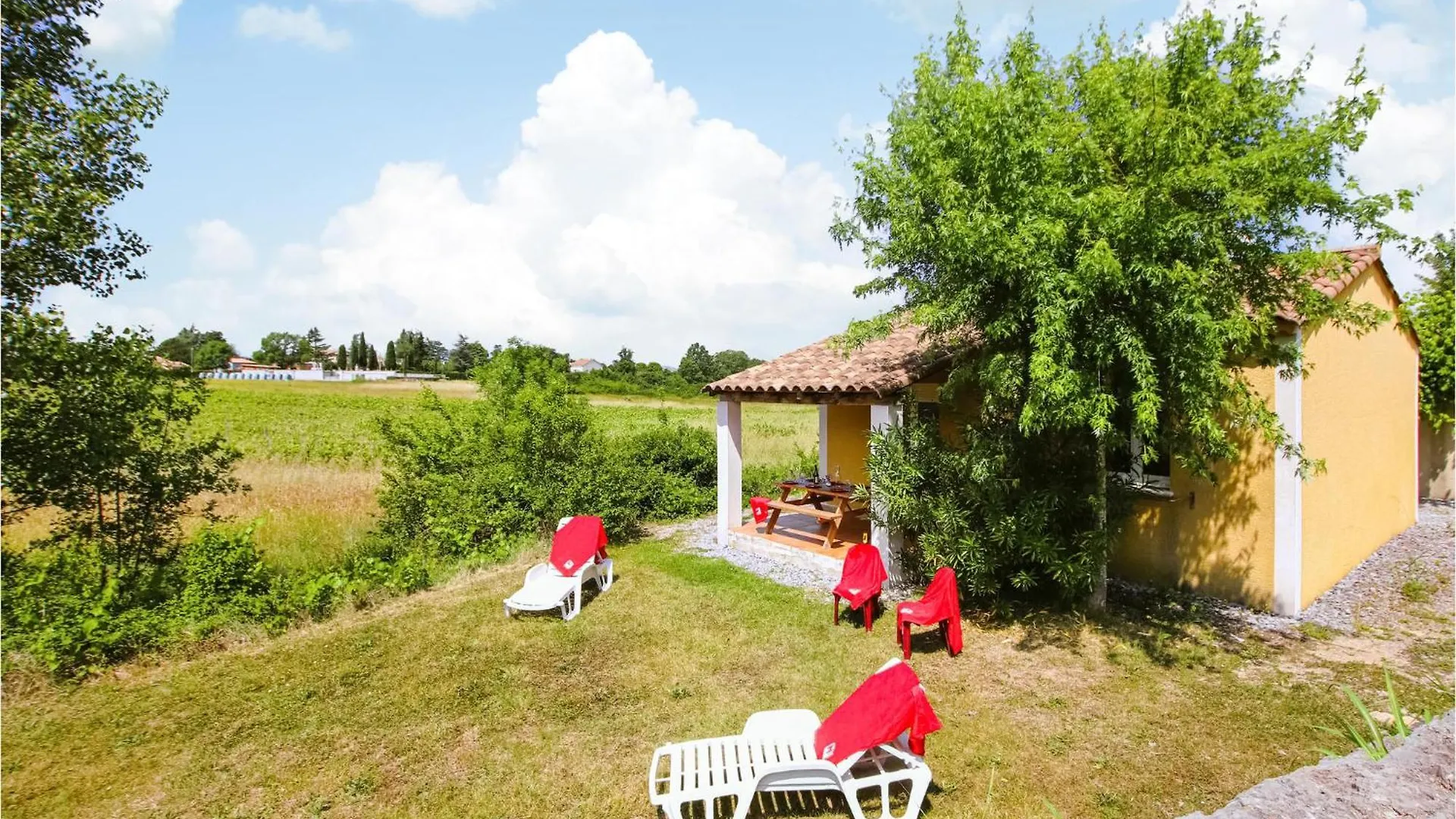 Beautiful Home In Grospierres With Wifi 0*,