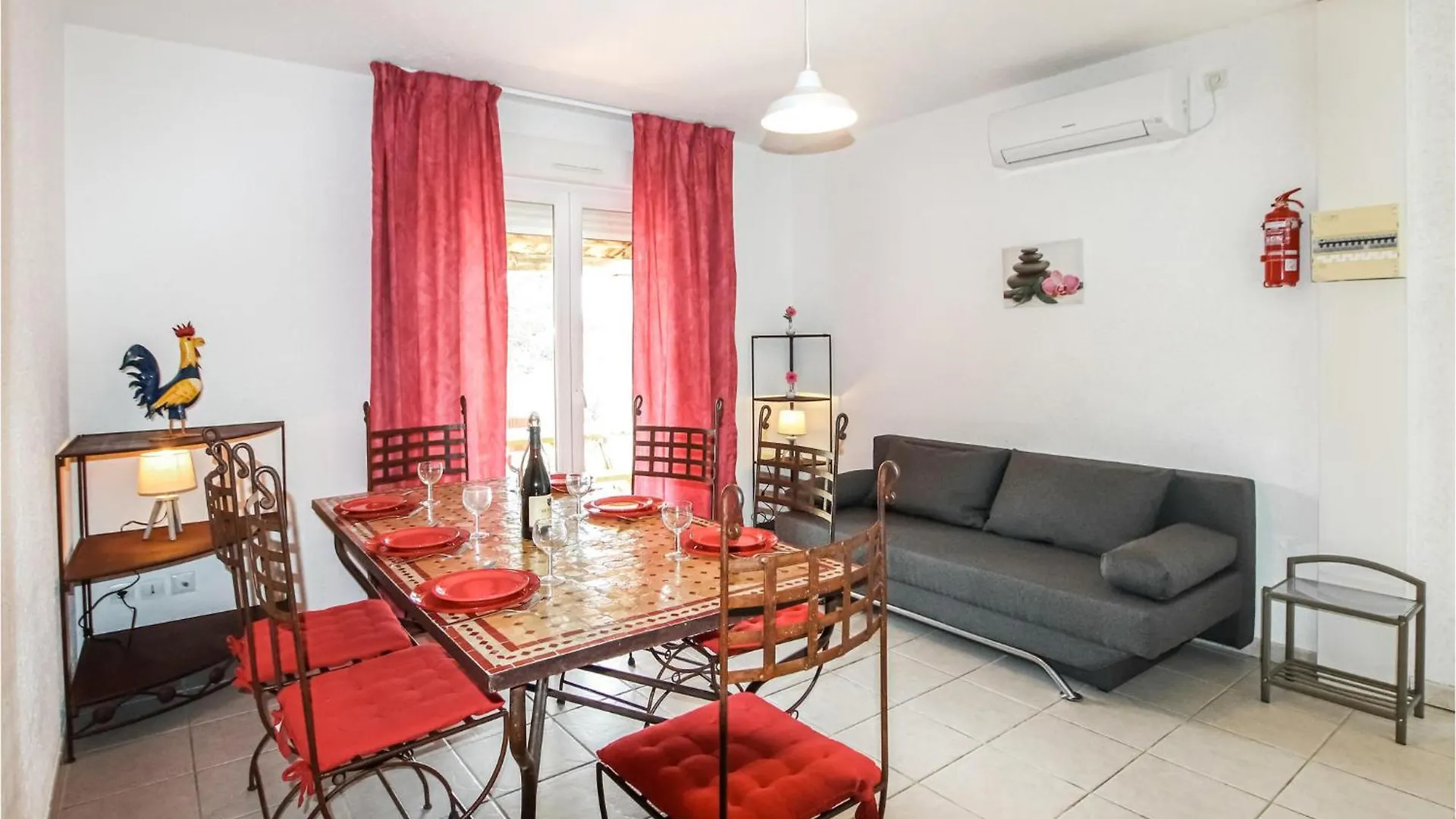 Holiday home Beautiful Home In Grospierres With Wifi